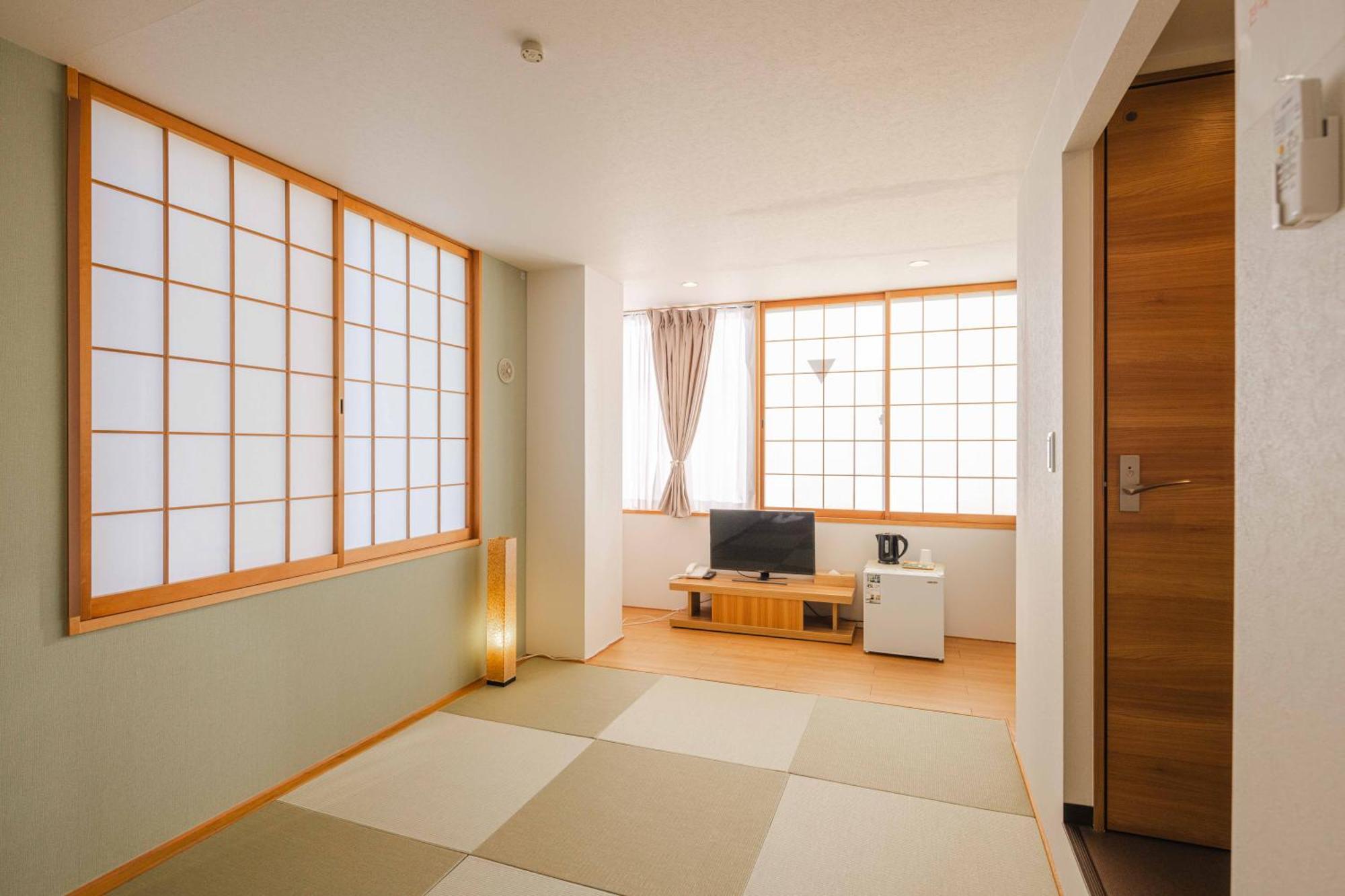 Miro Hotel Momodanikoen-Mae Osaka Phòng bức ảnh